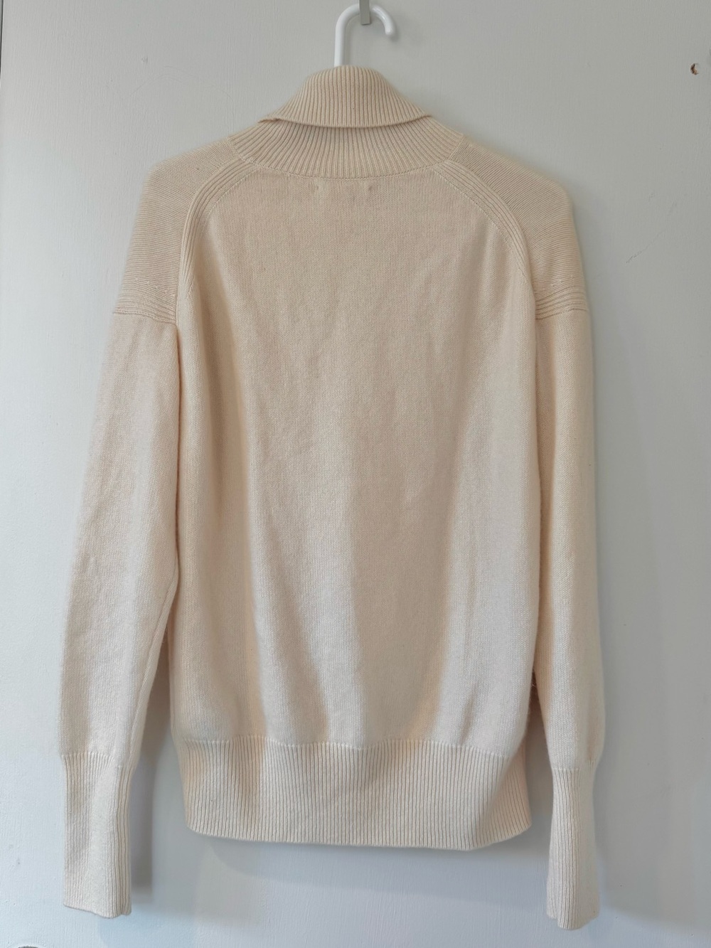 COS 100% Cashmere Ivory Turtleneck Sweater High Neck Minimalist Luxury Small - Picture 11 of 11